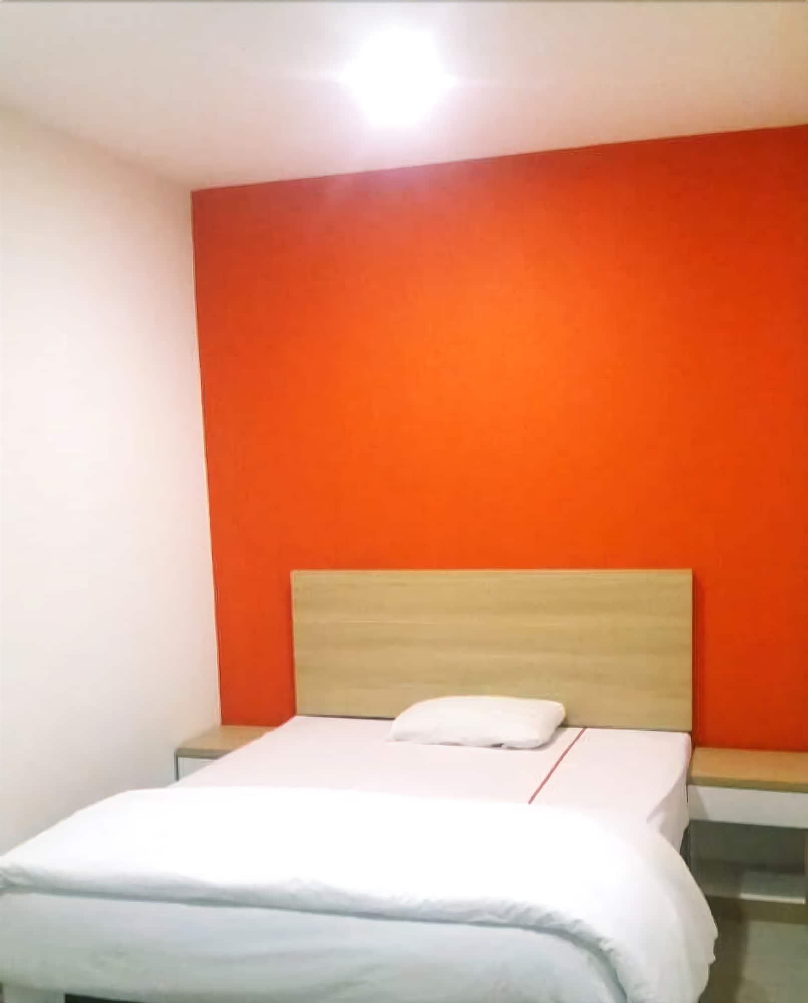 8rooms At Grand Kamala Lagoon Hotel